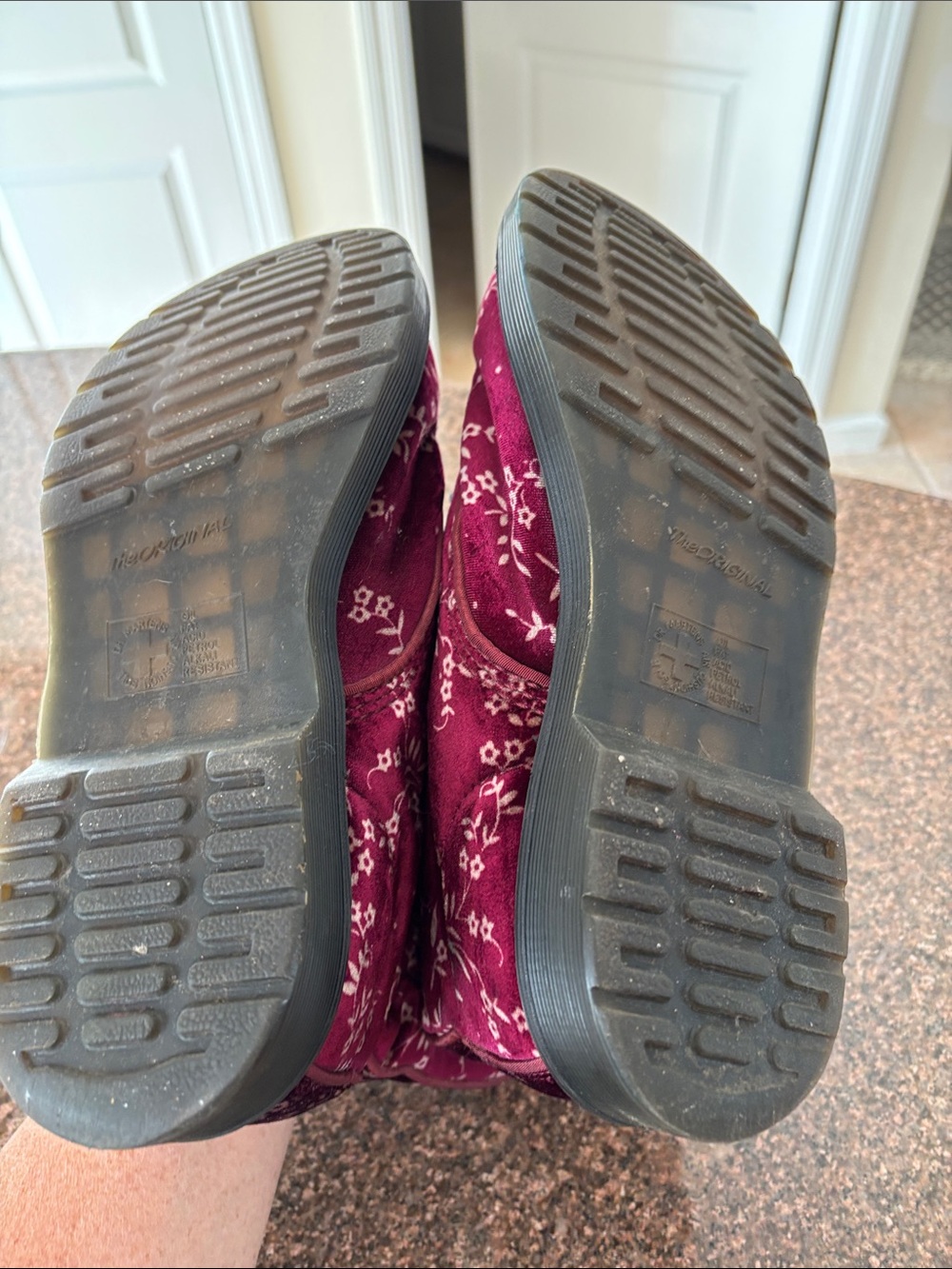 Dr. Martens Ladies Burgundy Velvet Avery Floral Lace-Up Combat Boots-10 - Picture 9 of 11